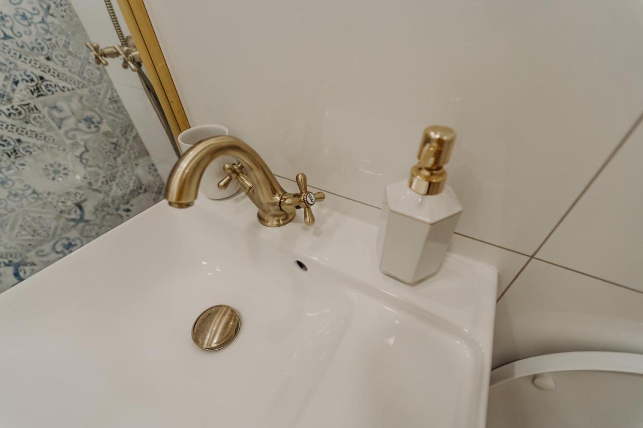 Apartamentul Albastru Vatra Dornei Exterior foto